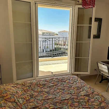 Apartment Marina 4 Adultes 4 Enfants Piscine Commune *