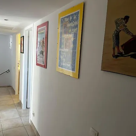 Marina 4 Adultes 4 Enfants Piscine Commune Apartment *