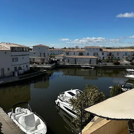 Marina 4 Adultes 4 Enfants Piscine Commune * Aigues-Mortes