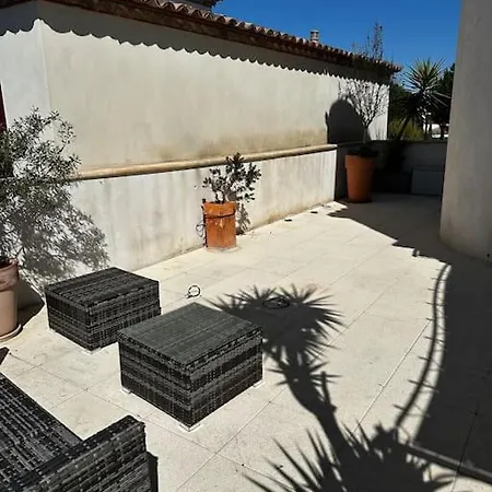 Marina 4 Adultes 4 Enfants Piscine Commune Apartment