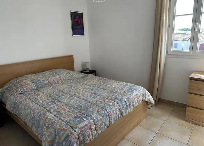 Apartamento Marina 4 Adultes 4 Enfants Piscine Commune Aigues-Mortes